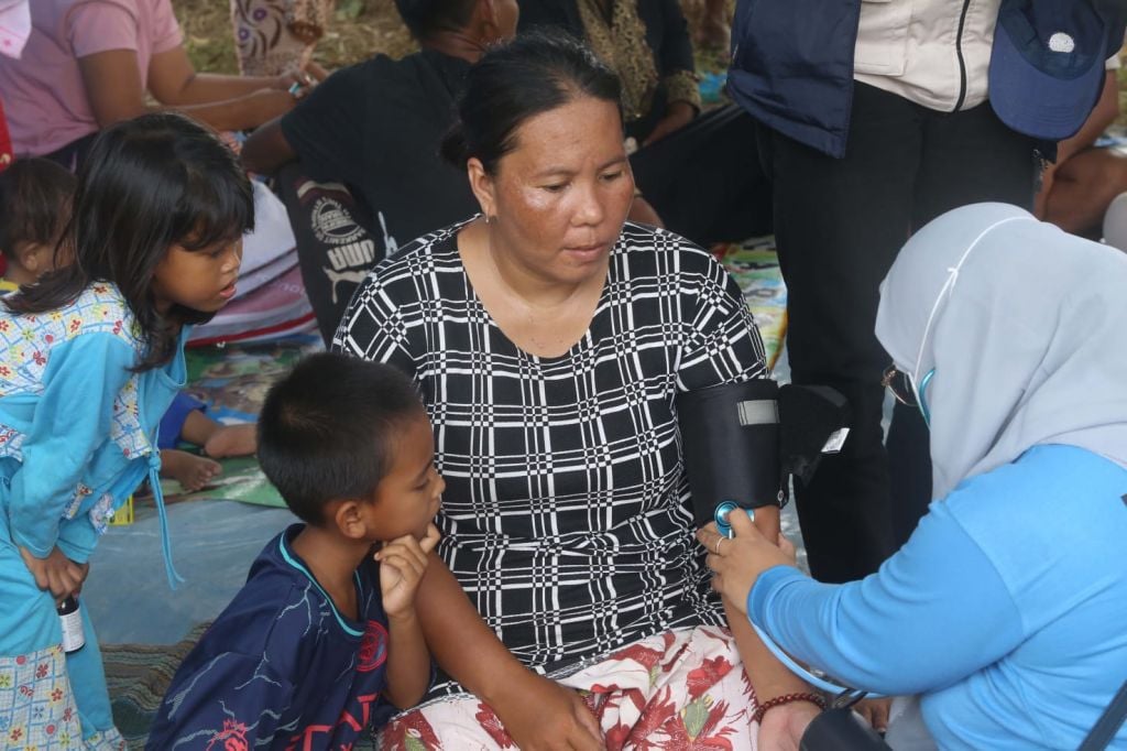 Warga Pengungsian Akibat Gempa Di Pulau Bawean Membutuhkan Tenda Layak