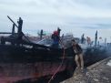 Enam Kapal Penangkap Ikan Terbakar di Pelabuhan Belawan, Damkar Berjibaku Lebih dari Dua Jam