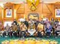 Khofifah Dukung UNESA Cetak SDM Vokasi Berdaya Saing Global