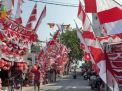 Pedagang Bendera Merah Putih Mulai Ramai di Surabaya Jelang HUT ke-81 RI