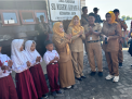 Wabup Mimik Tinjau Sekolah Pesisir Jabon, Percepat Rehabilitasi dan Pastikan MBG Segera Dinikmati Siswa