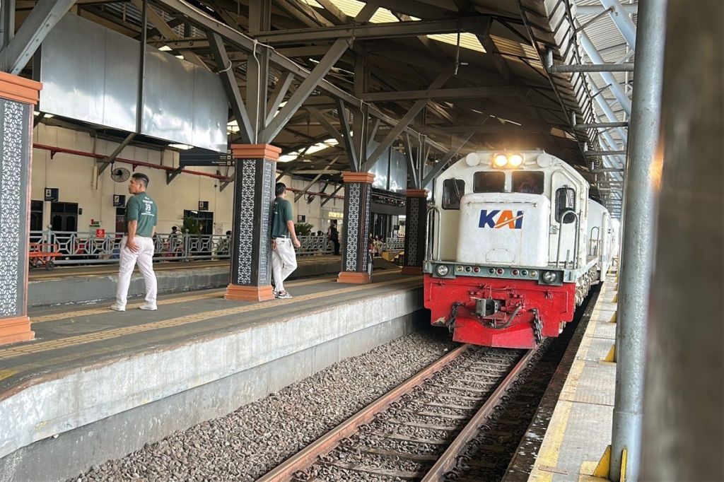 Kereta Api Masuk Kalimantan, Proyek Rp25 Triliun Buka Jalan Integrasi Nasional