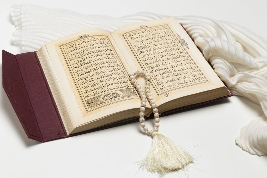 7 Ayat Al-Qur'an yang Menjelaskan Tentang Arti Sabar
