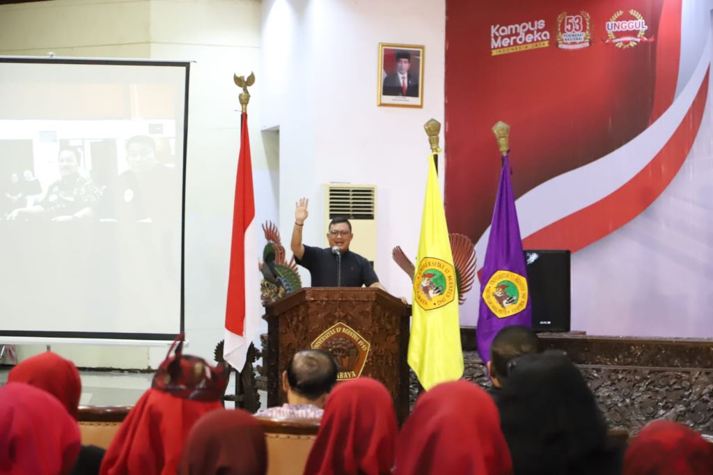 Alumni Lintas Generasi Ramaikan Reuni Akbar FISIP Untag Surabaya