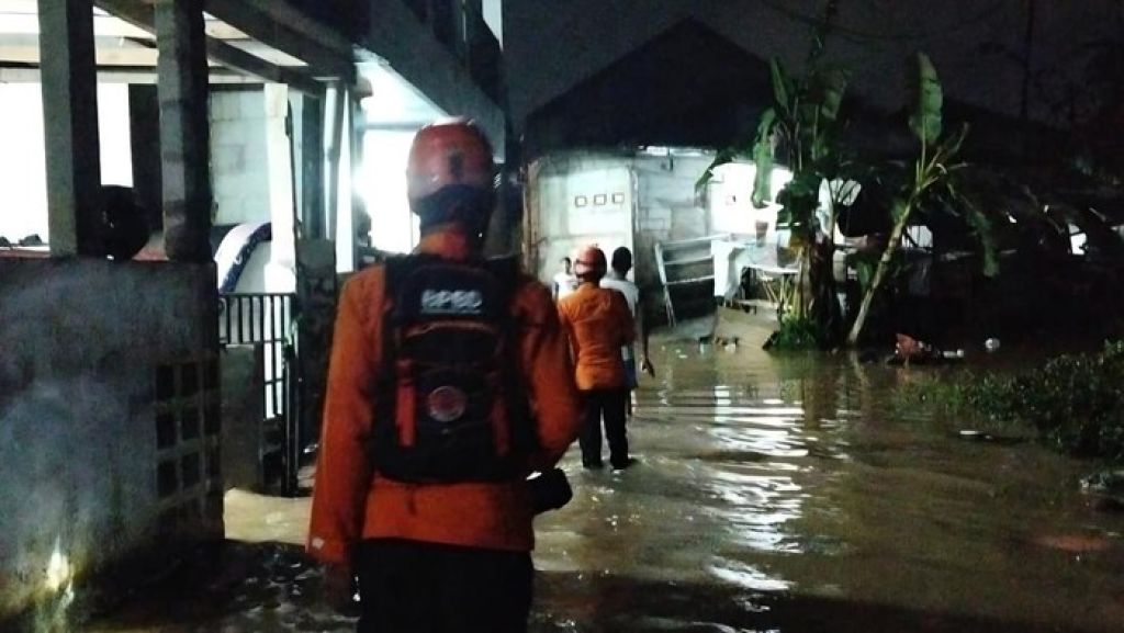 Banjir 1 Meter Rendam 30 Rumah di Ciomas Bogor, BPBD Sebut Dikarenakan Luapan Dua Sungai