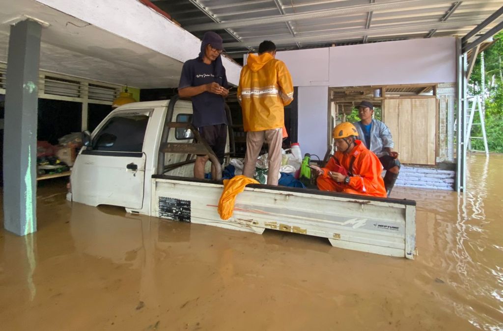 7 Desa di Jember Banjir akibat Luapan Air Sungai, 5.000 Lebih Warga Terdampak