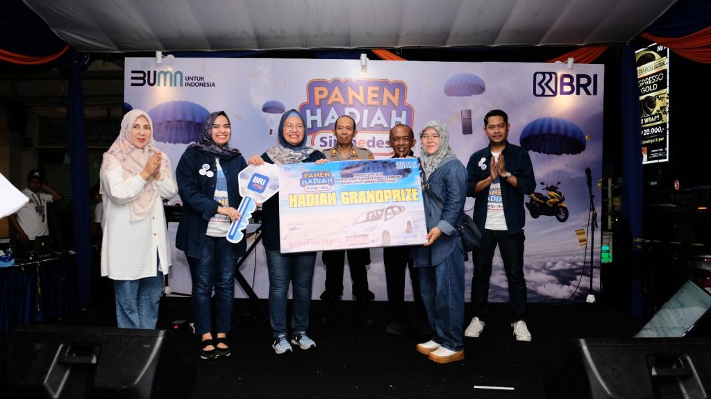 BRI Kapas Krampung Surabaya Gelar Undian PHS, Berhadiah Motor hingga Mobil
