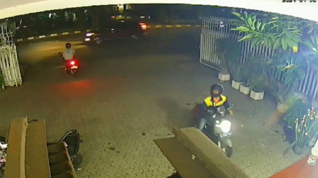 Bandit Curanmor di Surabaya Gondol Motor Karyawan Apotek