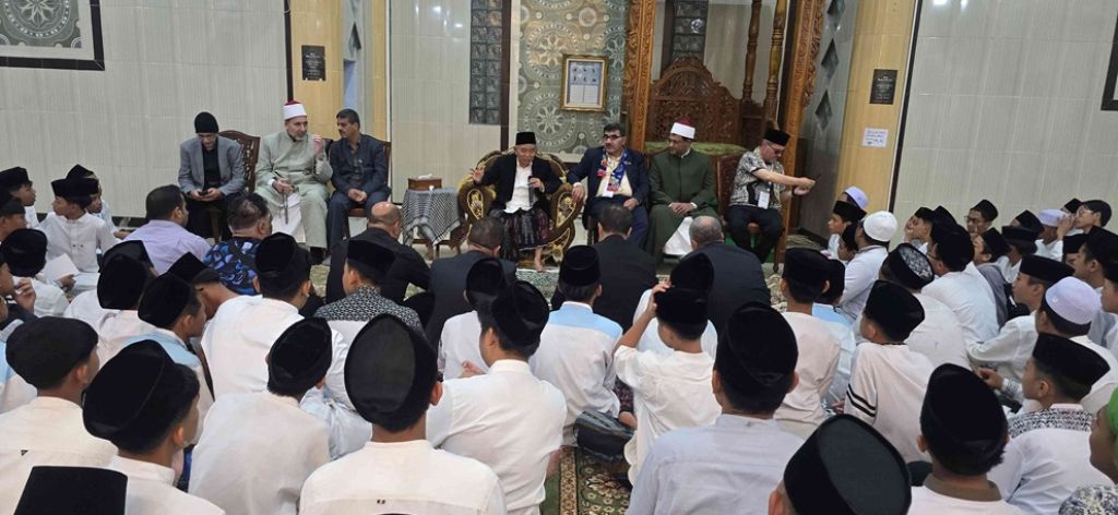 Delegasi Palestina dan Australia Kunjungi Amanatul Ummah Mojokerto, Bahas Pendidikan di Tengah Konflik