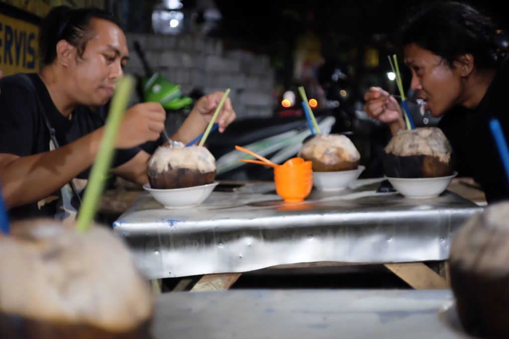 Degan Bakar Rempah Probolinggo: Cocok Diminum saat Hujan, Ingatkan Segudang Kenangan