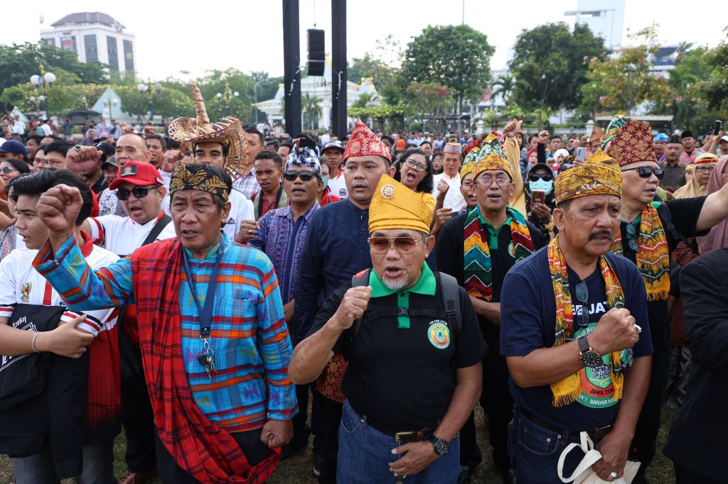 Ribuan Warga Ikrar Jogo Suroboyo-Jogo Indonesia
