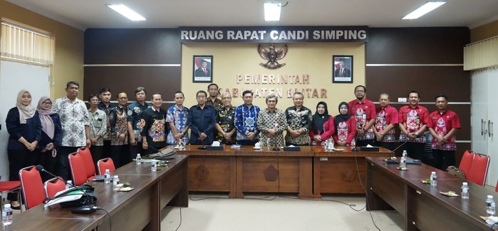 Bakorwil Malang Dorong Percepatan TPA/TPST Regional untuk Penguatan Pengelolaan Sampah Blitar Raya