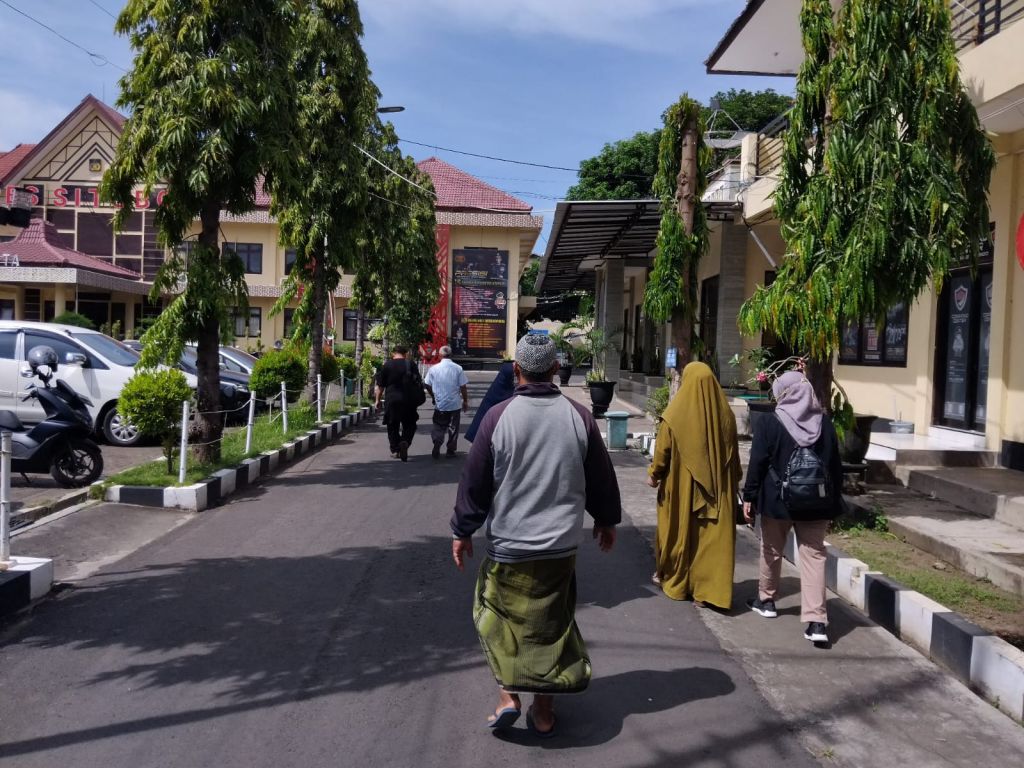 Puluhan Orang di Situbondo Laporkan Bos Travel Umroh ke Polisi
