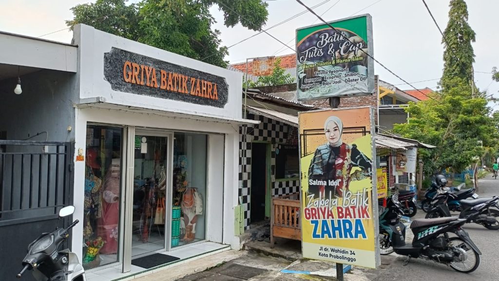 Butik Batik Ecoprint banjir pesanan jelang lebaran. (Foto: Fades/Mili.id)