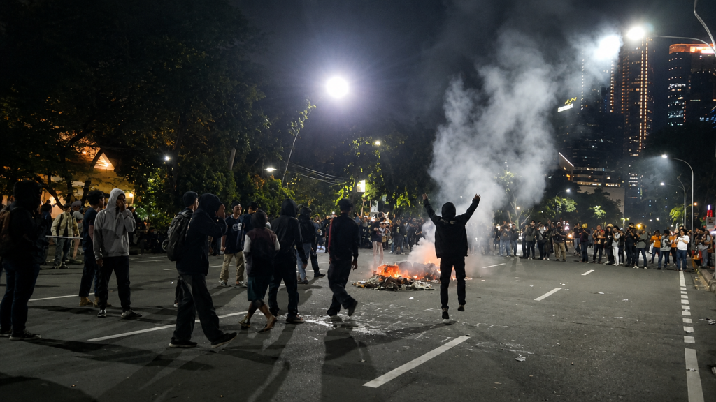 Demo Grahadi Berujung Penahanan, Empat Tersangka dan Enam Peserta Positif Sabu