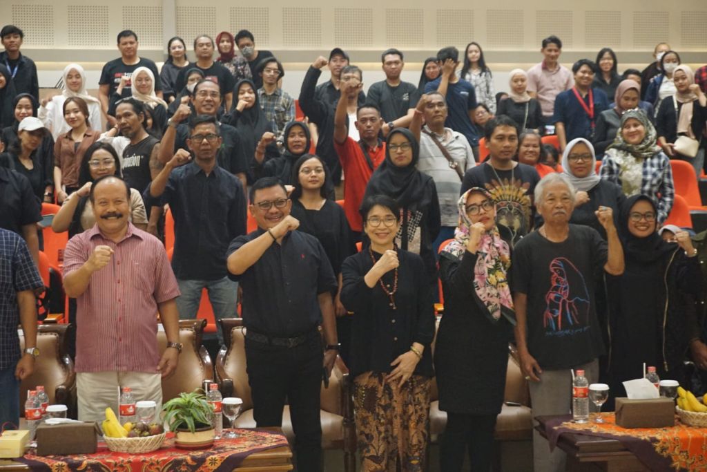 Grand Launching Film 'Yang (Tak Pernah) Hilang' Sedot Animo Ratusan Penonton