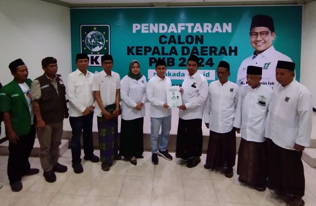 Gus Barra mendaftar ke PKB Mojokerto, Minggu (5/5/2024)