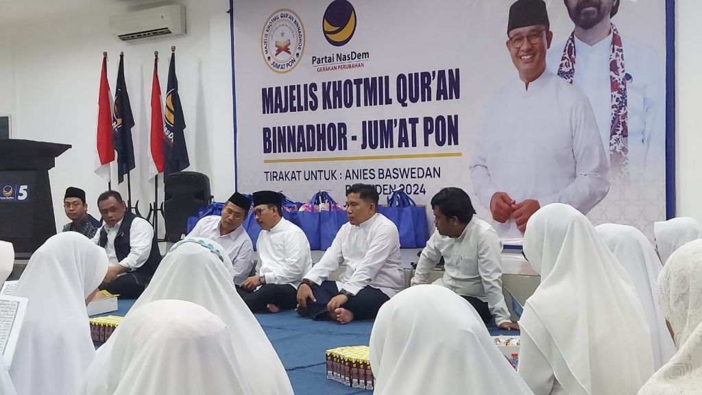Bareng Gus Mahasin, NasDem Jatim Tirakat Menangkan Anies di Pilpres 2024