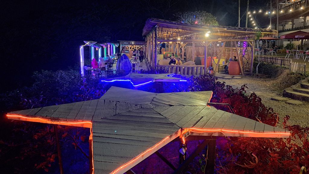 Jungle Cafe Trawas