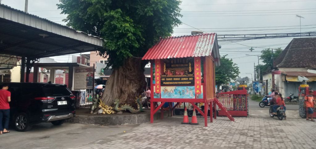 Perayaan Imlek, Klenteng Hong San Kiong Jombang Tampilkan Wayang Potehi Bagi Warga
