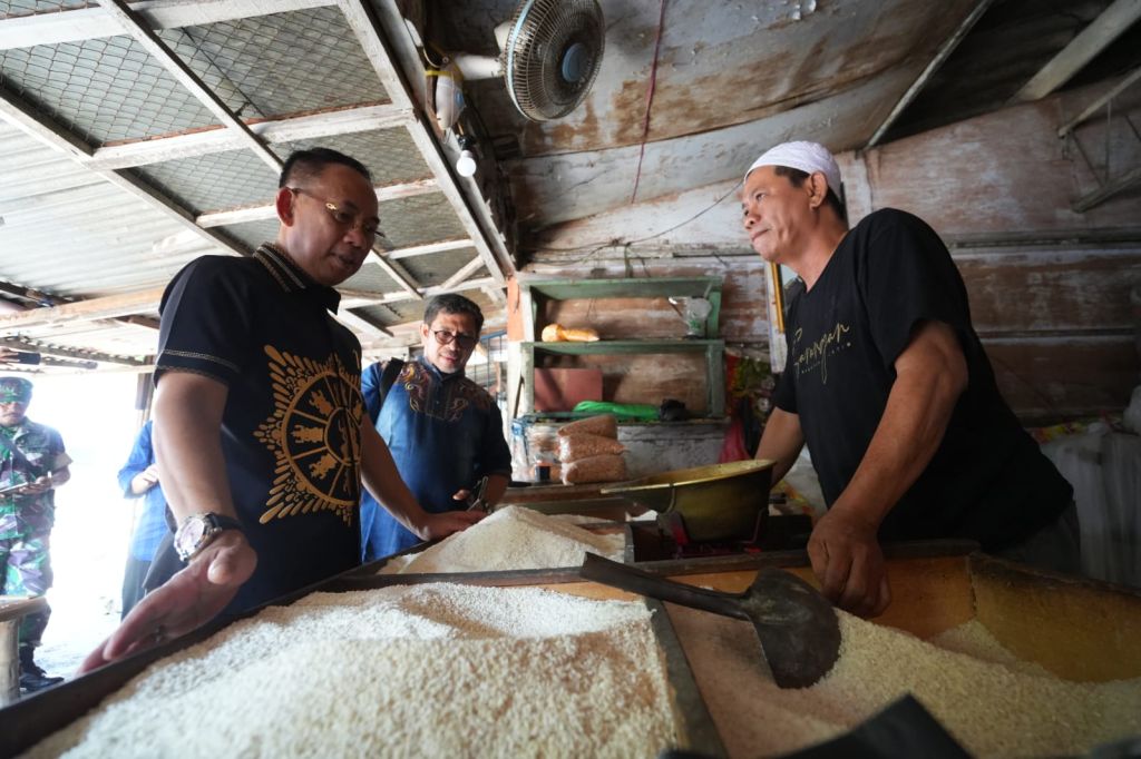 Harga Beras Premium di Kota Mojokerto Naik, Stok Menipis