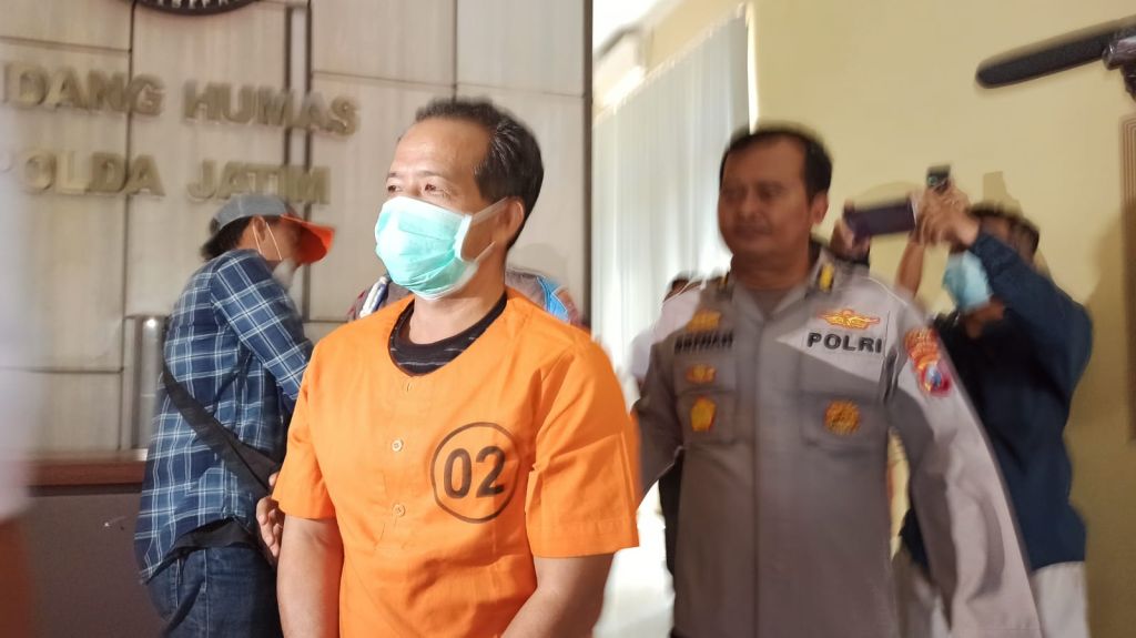 Tersangka jual beli benih lobster ilegal di Situbondo-Banyuwangi (Foto: Ist)