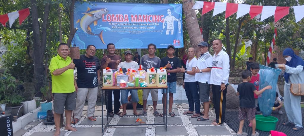 juara lomba mancing kategori bapak - bapak.