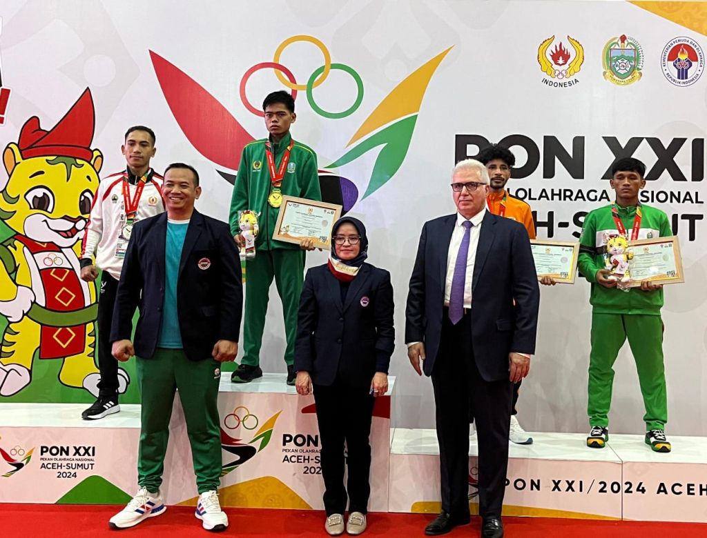 TOP! Atlet Kickboxing Putra dan Putri Jatim Sabet Medali Emas