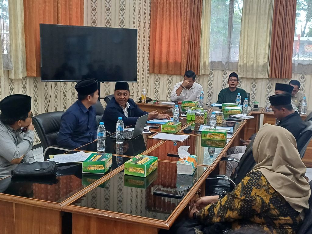 Dugaan Penelantaran 32 Jemaah Umroh PCNU Situbondo Diadukan ke DPRD