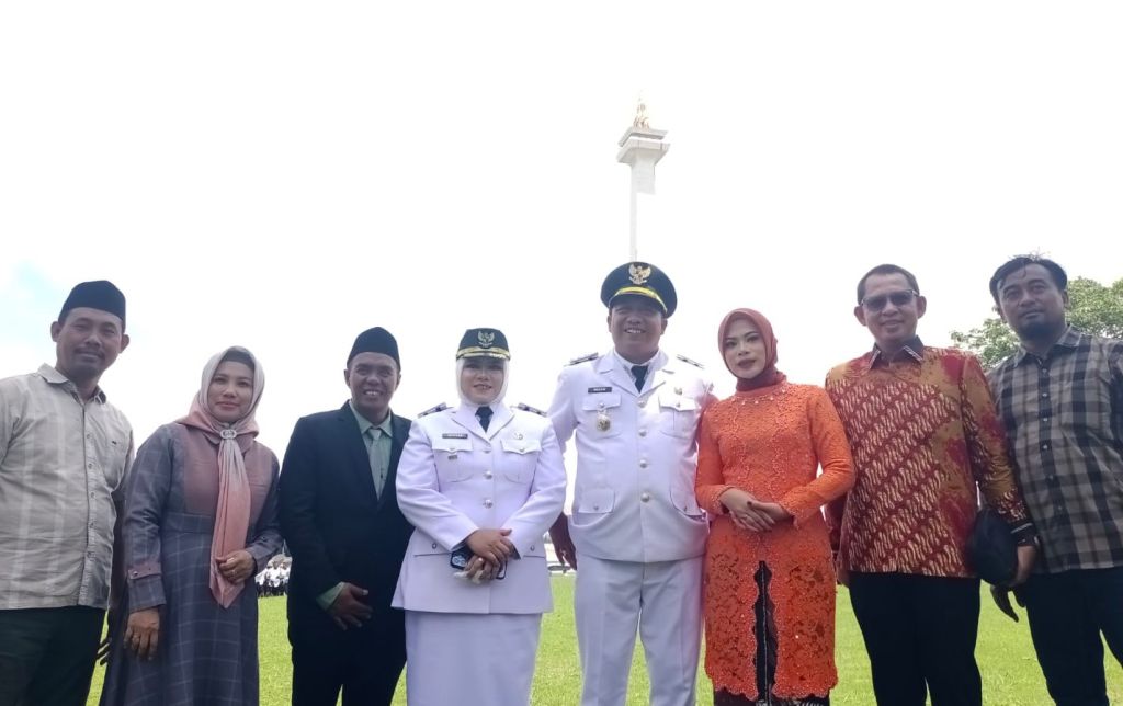 Dilantik Jadi Bupati dan Wabup Situbondo, Rio-Ulfi Langsung Rapat Daring Bareng OPD