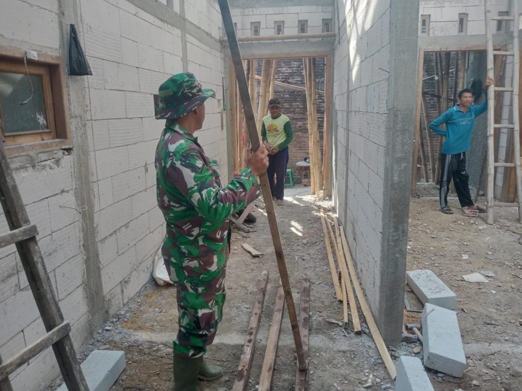 Pengerjaan RTLH Nurul Huda Dikebut, Satgas TMMD Targetkan Rampung Sebelum Penutupan
