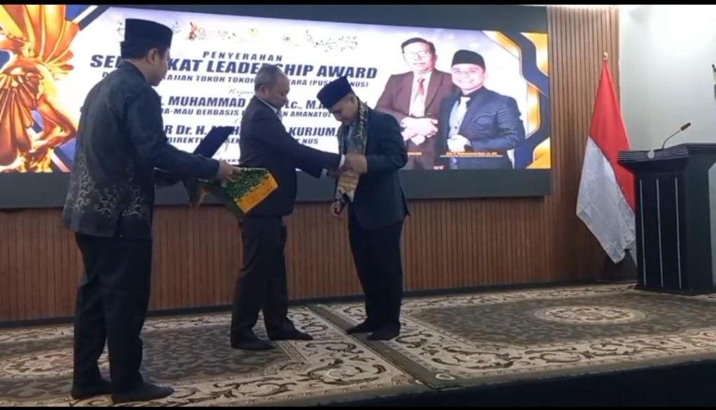 Gus Ilyas Raih Influential Leader Awards 2026, Jadi Tokoh Muda Inovator Pendidikan