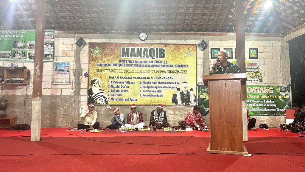 Satgas TMMD 128 Hadiri Sedekah Bumi Paranggaruda, Manaqib dan Doa Bersama Pererat Kebersamaan TNI dan Warga Desa Godo
