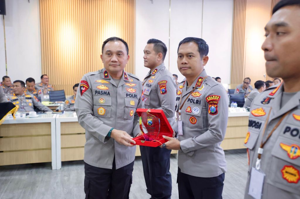 Polres Pasuruan Ukir Prestasi di Polda Jatim, Juara II Tertib Administrasi Pelaporan DORS Dan Ungkap Kasus