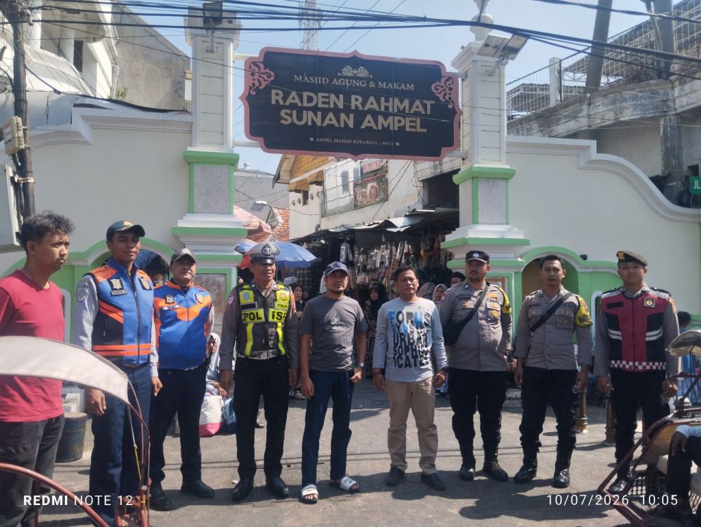 Kapolsek Semampir Perketat Patroli Kawasan Religi Sunan Ampel