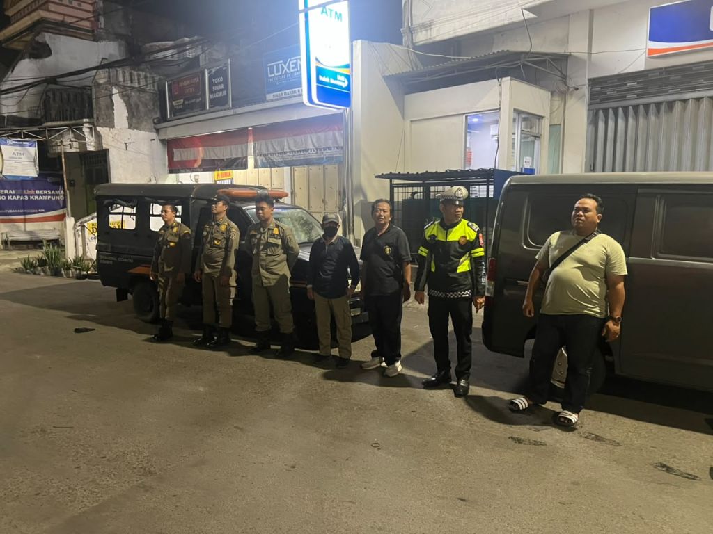 Patroli Polsek Semampir, Antisipasi Kejahatan di Bulak Rukem dan Bulaksari