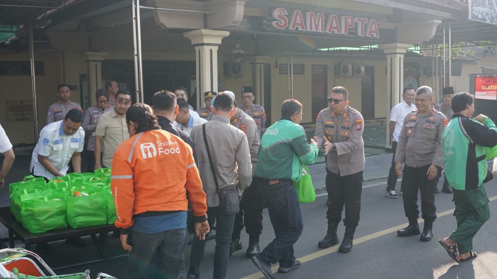 Kapolres Mojokerto Kota Ajak Ojol, PKL dan Tukang Becak Jadi Mitra Menjaga Kondusivitas Kota