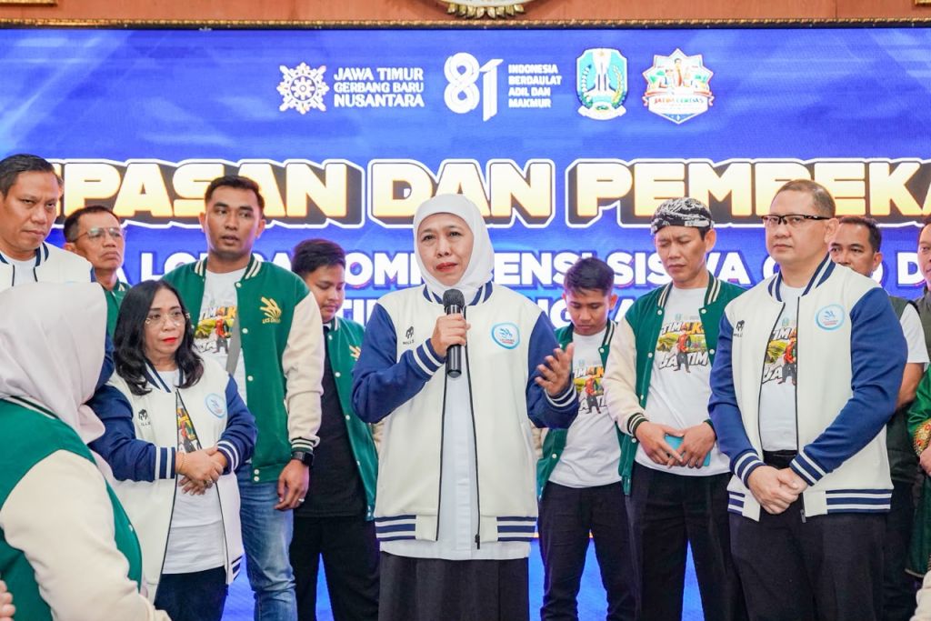 Khofifah Lepas 45 Kontingen LKS Jatim, Optimistis Pertahankan Juara Umum