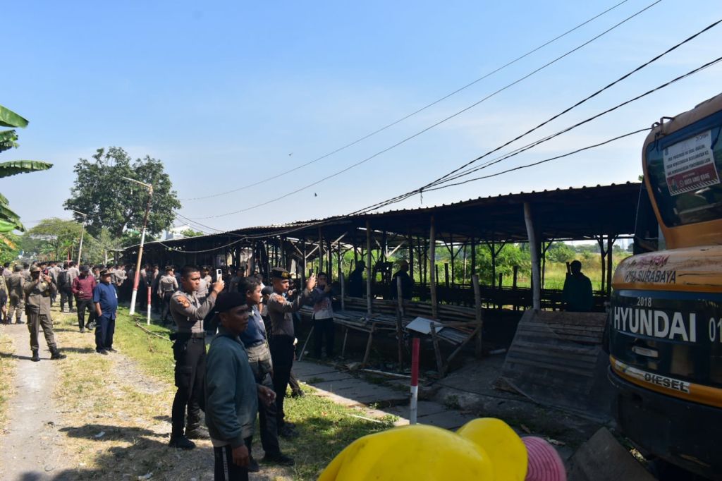 Pemkot Surabaya Tertibkan Bangli Demi Lindungi Aset Daerah Strategis