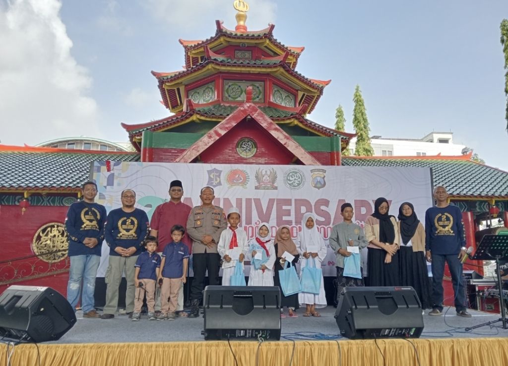 Anniversary Ke-2, Wani Piro Community Berbagi dan Edukasi Ratusan Anak Yatim Surabaya