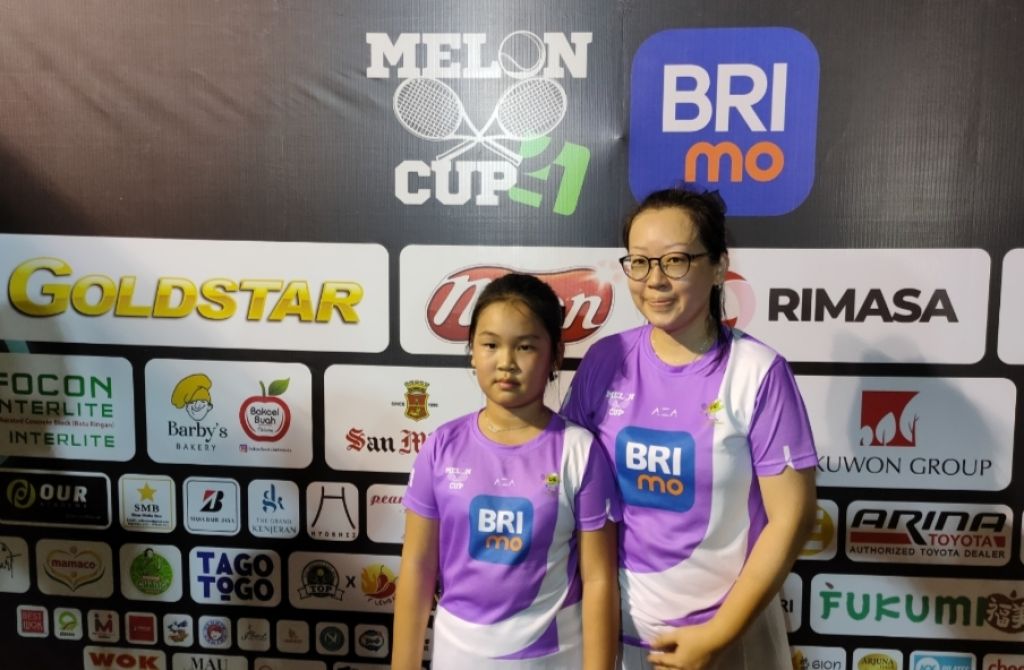 Pasangan juara satu kategori Melon Pan Lina Gonaldi-Luna Gonaldi