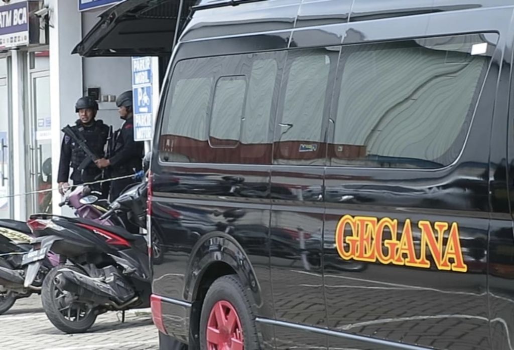 Kesaksian Sekuriti Penemu Koper Mencurigakan di Sidoarjo