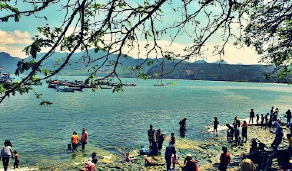 6 Pantai Terindah di Tulungagung Jawa Timur
