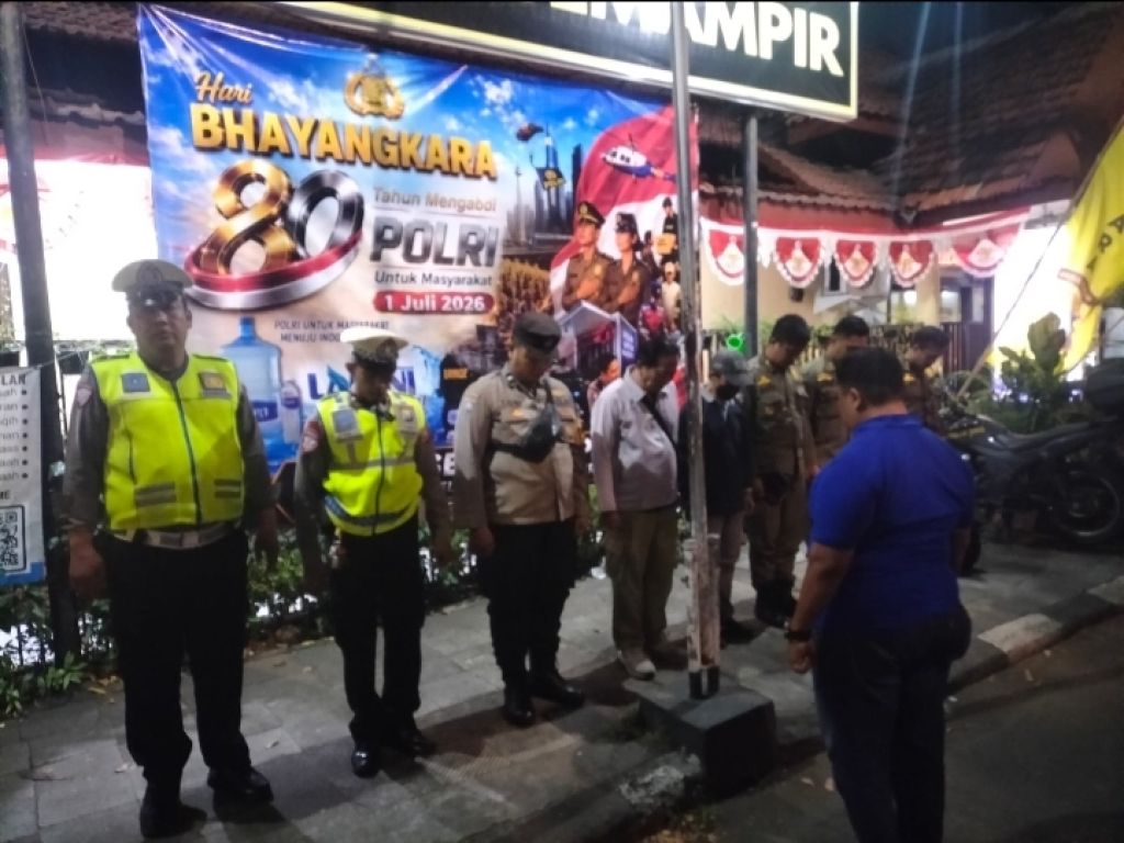 Polsek Semampir Gelar Patroli Cegah Tawuran dan Kriminalitas (