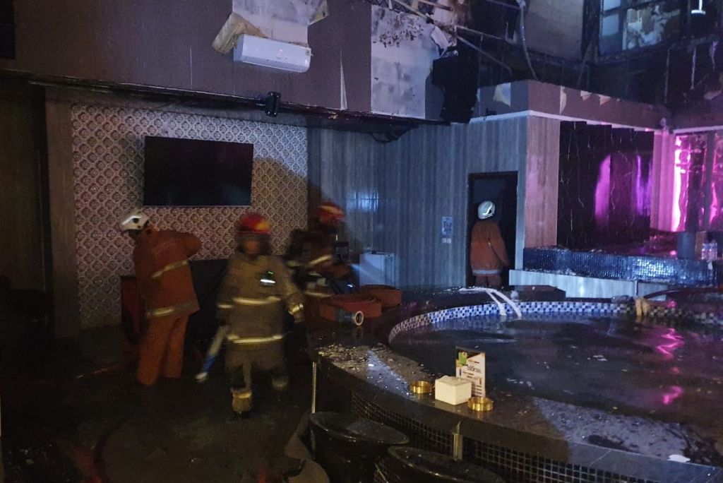 Emperor SPA Surabaya Kebakaran, 2 Terapis Jadi Korban