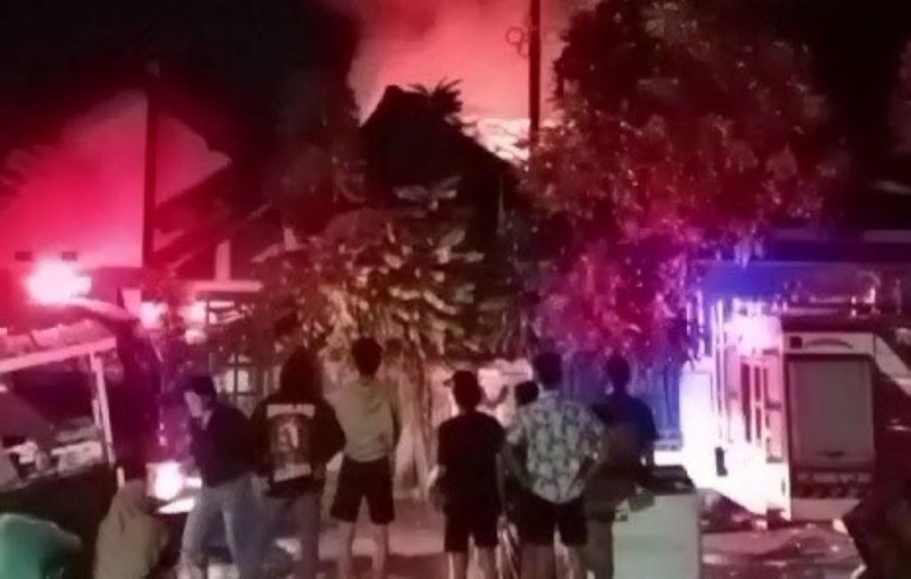 Rumah Guru SMKN 1 Panji Situbondo Terbakar, Kerugian Ratusan Juta Rupiah