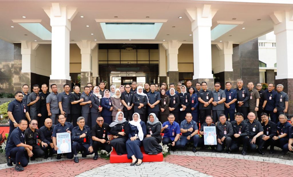 Khofifah dan Emil Dardak berpamitan ke jajaran Pemprov Jatim