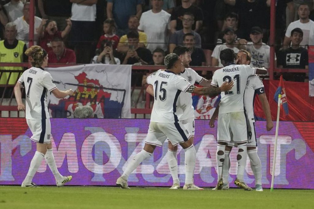 Inggris Bantai Serbia 5-0, Harry Kane Samai Rekor Legendaris