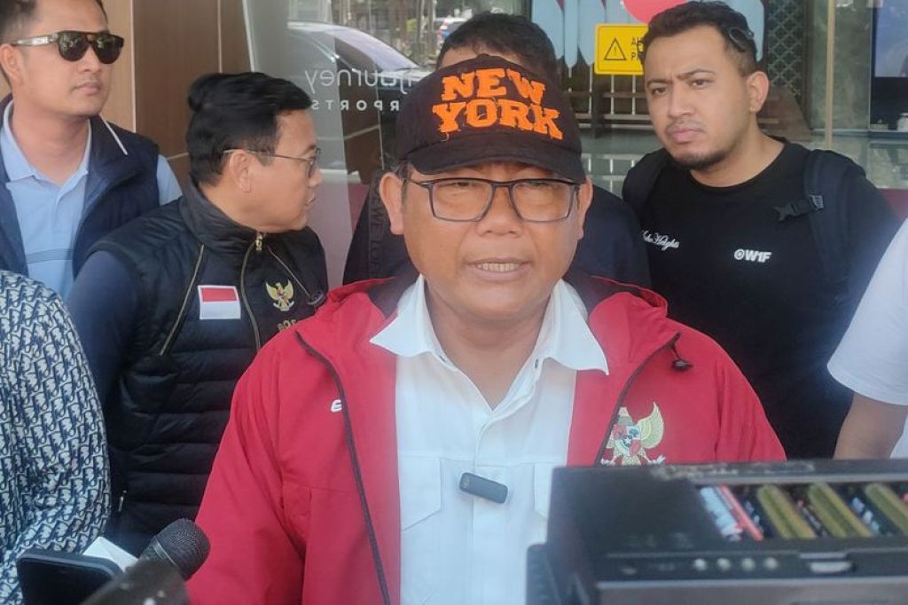 Timnas Indonesia Pulang Tanpa Kluivert, Masa Depan Sang Pelatih di Ujung Tanduk
