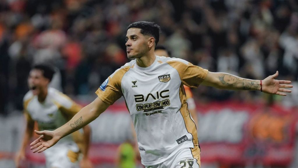 Alex Martins Hattrick, Dewa United Pesta Gol 5-0 di Kandang PSBS Biak